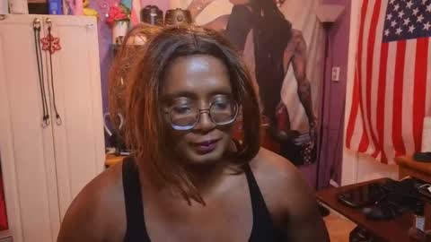 Naomi online show from 10/02/25, 01:07