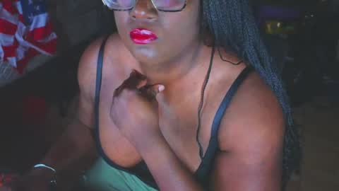 Naomi online show from 05/13/26, 07:39