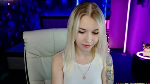 Snapshot of naomihita chatting on 01/18/26, 11:03 naomihita online show from 01/18/26, 11:03