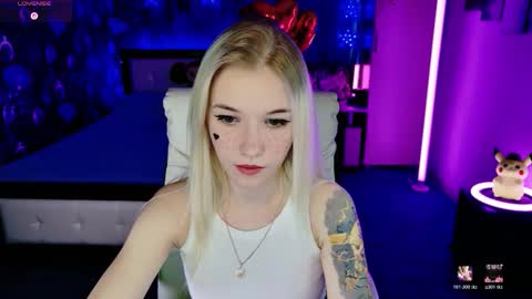 Snapshot of naomihita chatting on 02/14/26, 11:18 naomihita online show from 02/14/26, 11:18