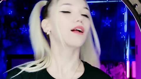 Snapshot of naomihita chatting on 02/21/26, 08:04 naomihita online show from 02/21/26, 08:04