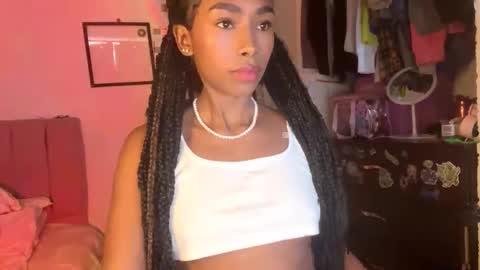 Naomii online show from 01/09/25, 10:31