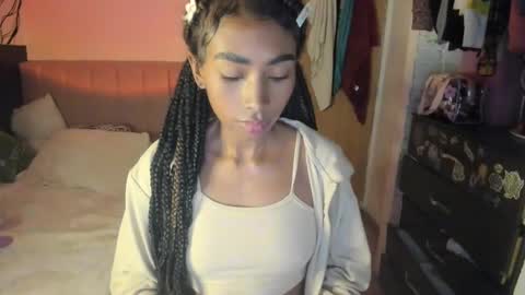 Naomii online show from 01/13/25, 01:13