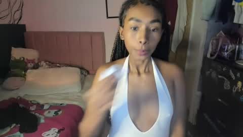 Naomii online show from 01/17/25, 12:10