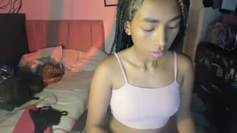 Naomii online show from 01/18/25, 03:42