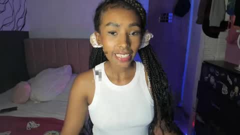 Naomii online show from 03/06/25, 01:58