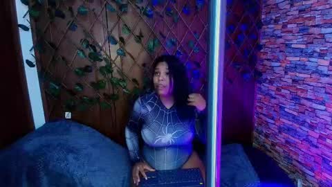 Naomi Campbel online show from 10/22/25, 09:14