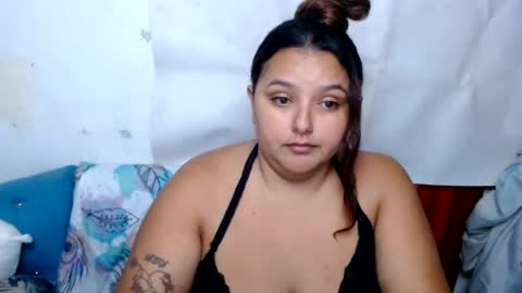 Snapshot of naomiquiin chatting on 07/27/26, 12:23 naomiquiin online show from 07/27/26, 12:23