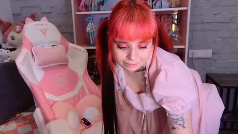 Naomi online show from 03/11/25, 12:50