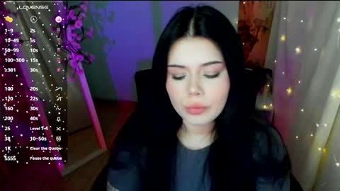 Naomi online show from 04/30/26, 09:15