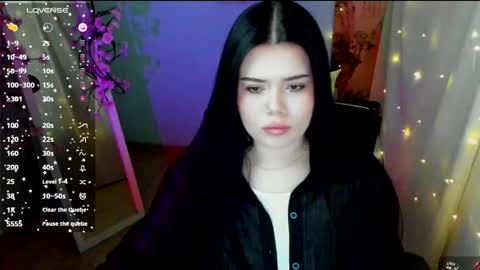 Naomi online show from 05/05/26, 12:24