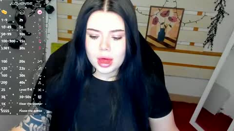 Naomi online show from 05/06/26, 07:13