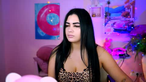 Snapshot of naomiwilsons chatting on 09/24/25, 12:19 naomiwilsons online show from 09/24/25, 12:19