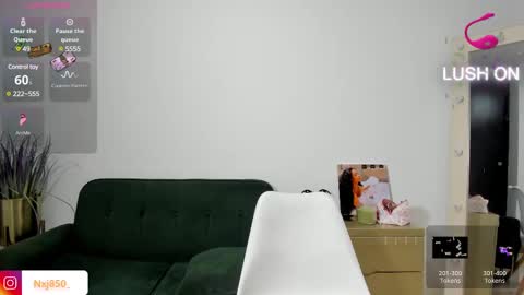 Naomi     online show from 03/12/25, 12:53