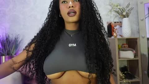 Naomi     online show from 05/03/26, 06:19