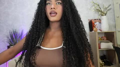Naomi     online show from 05/17/26, 12:45