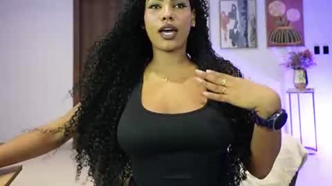 Naomi     online show from 06/04/26, 03:23