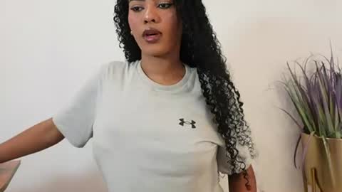 Naomi     online show from 07/16/26, 04:51