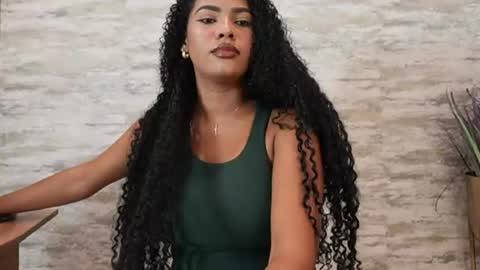 Naomi     online show from 08/01/26, 04:12