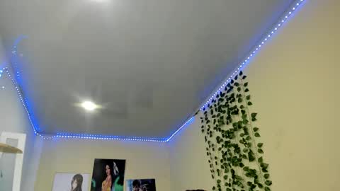 naomy online show from 02/13/25, 02:01