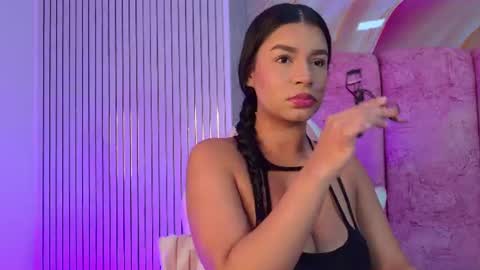 Snapshot of naomy_gomez_ chatting on 07/09/26, 11:58 Naomy online show from 07/09/26, 11:58