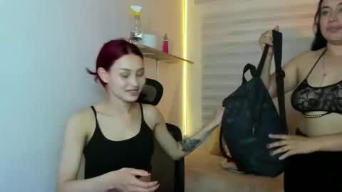 naomy_sex_69 online show from 12/05/25, 12:19