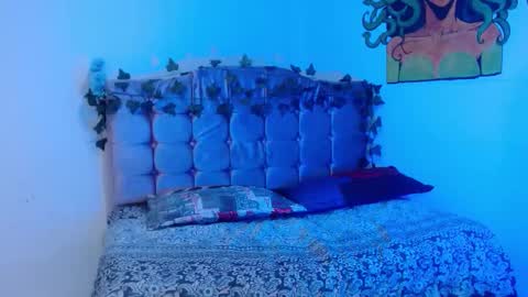 Nao online show from 11/24/25, 12:49