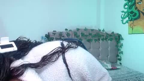 Nao online show from 12/15/25, 02:54