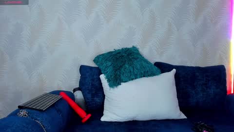 Naomy Cole online show from 01/26/25, 12:16