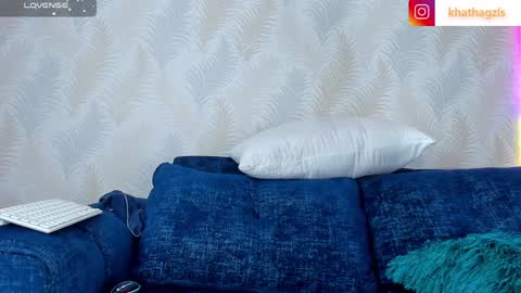 Naomy Cole online show from 02/01/25, 10:13