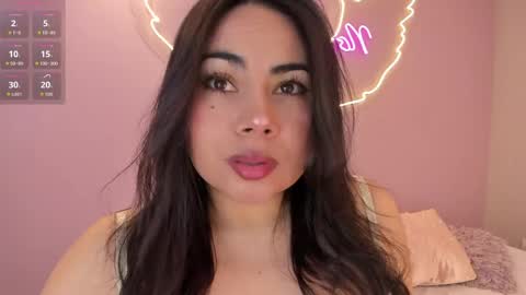 Naomy  online show from 05/02/26, 10:53