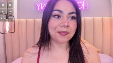 Naomy  online show from 06/07/26, 11:47