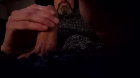 Snapshot of naraic2005 chatting on 12/16/25, 07:57 Beetlesboy online show from 12/16/25, 07:57