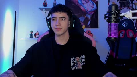 Snapshot of naranjo_seb chatting on 12/29/24, 09:17 sebastian online show from 12/29/24, 09:17