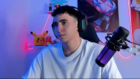 sebastian online show from 03/11/25, 05:27