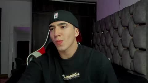 Snapshot of naranjo_seb chatting on 07/16/26, 02:28 sebastian online show from 07/16/26, 02:28