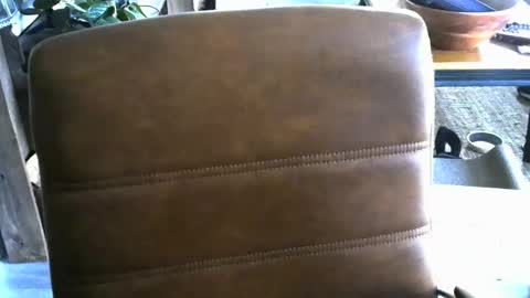 Snapshot of nareth338 chatting on 10/28/25, 12:14 nareth338 online show from 10/28/25, 12:14