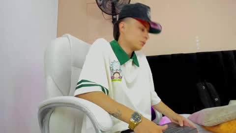 Nascary Fox online show from 09/20/25, 08:21