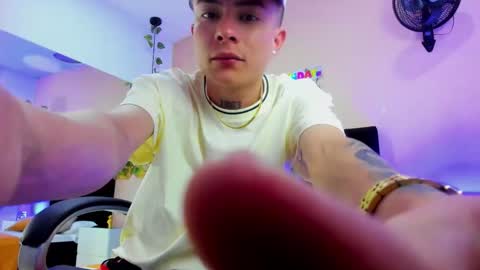 Nascary Fox online show from 11/26/25, 07:59