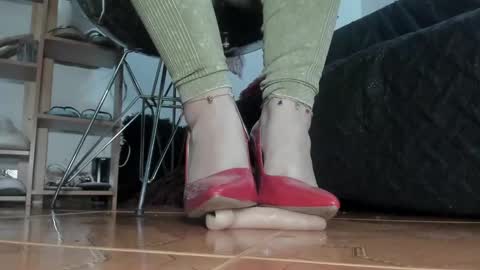 Snapshot of nasha__brown chatting on 02/27/25, 10:31 Nasha online show from 02/27/25, 10:31