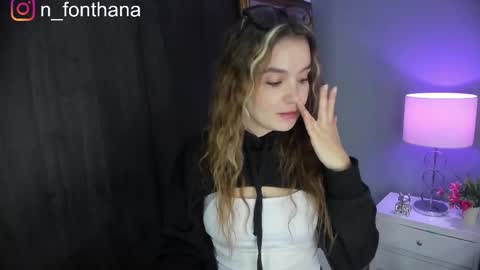 Nashly Fontana online show from 12/01/25, 01:38