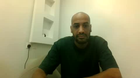 Snapshot of naslikme chatting on 04/01/26, 01:01 nas online show from 04/01/26, 01:01
