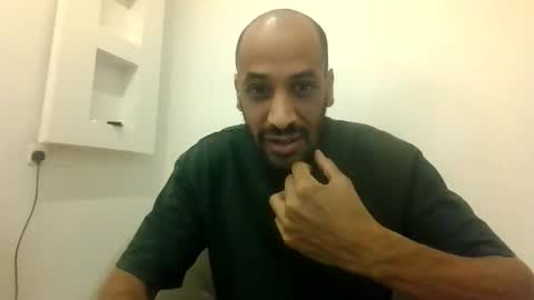 Snapshot of naslikme chatting on 04/08/26, 10:10 nas online show from 04/08/26, 10:10