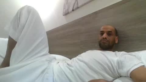 Snapshot of naslikme chatting on 04/20/26, 03:42 nas online show from 04/20/26, 03:42