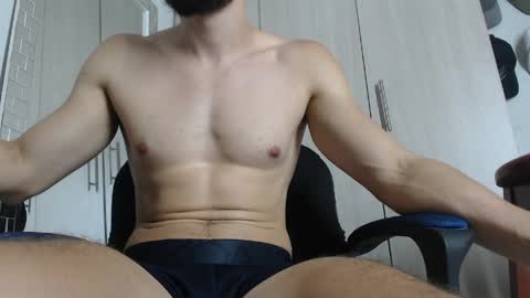 Snapshot of nassh_18 chatting on 05/12/26, 01:58 nassh_18 online show from 05/12/26, 01:58