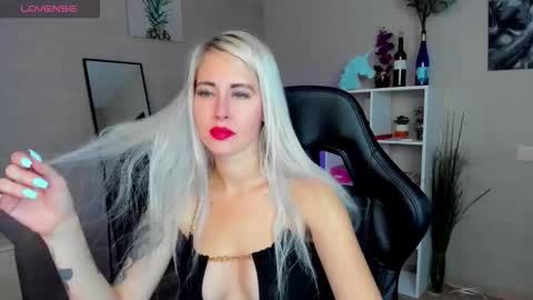 Nastya online show from 09/11/25, 01:39