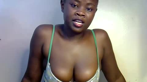 Snapshot of nasty_freakie chatting on 10/10/25, 04:11 jewel online show from 10/10/25, 04:11