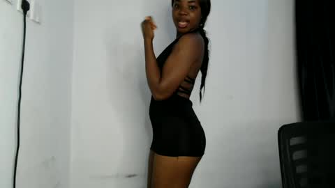 Snapshot of nasty_juicy22 chatting on 07/07/26, 07:29 adie online show from 07/07/26, 07:29