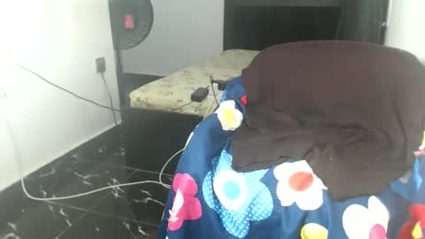 mamacita online show from 12/02/25, 07:09