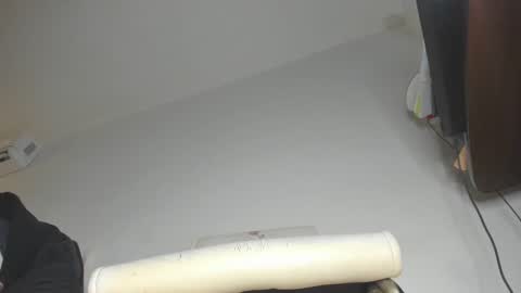 CATHERINE online show from 03/06/25, 07:57